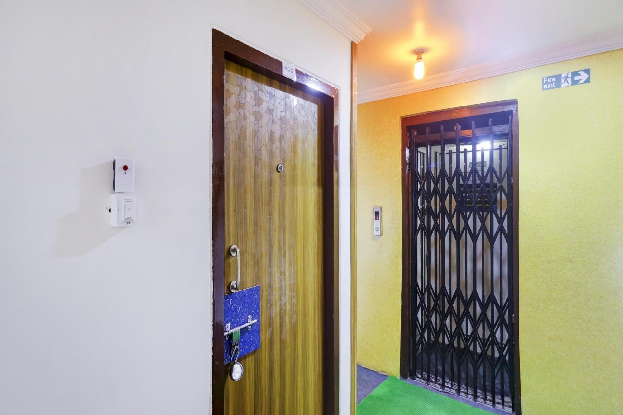 Super Hotel O Relax Grand Near Snow World Hyderabad Esterno foto